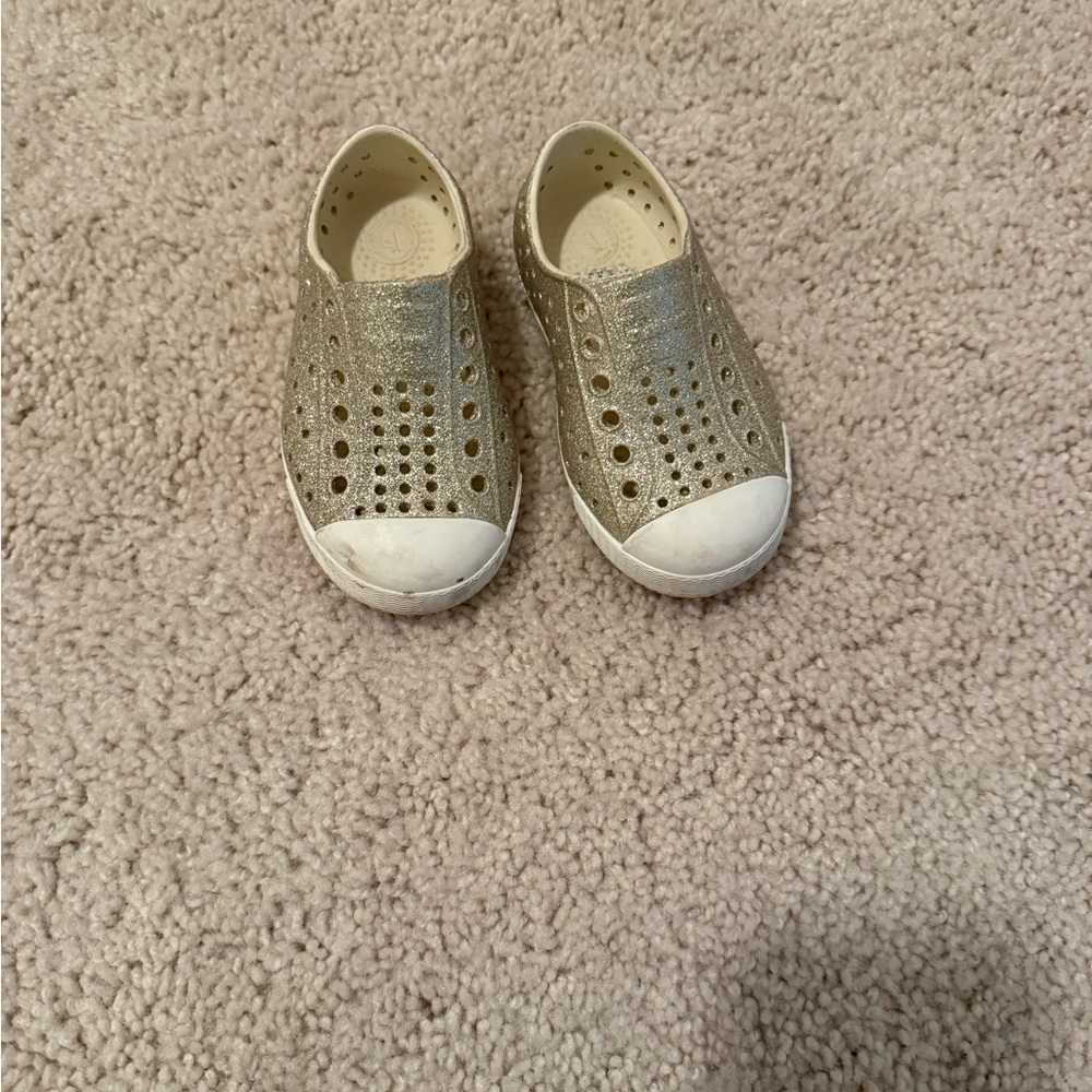 Native Shoes Kids Glitter Slip-On - Gold